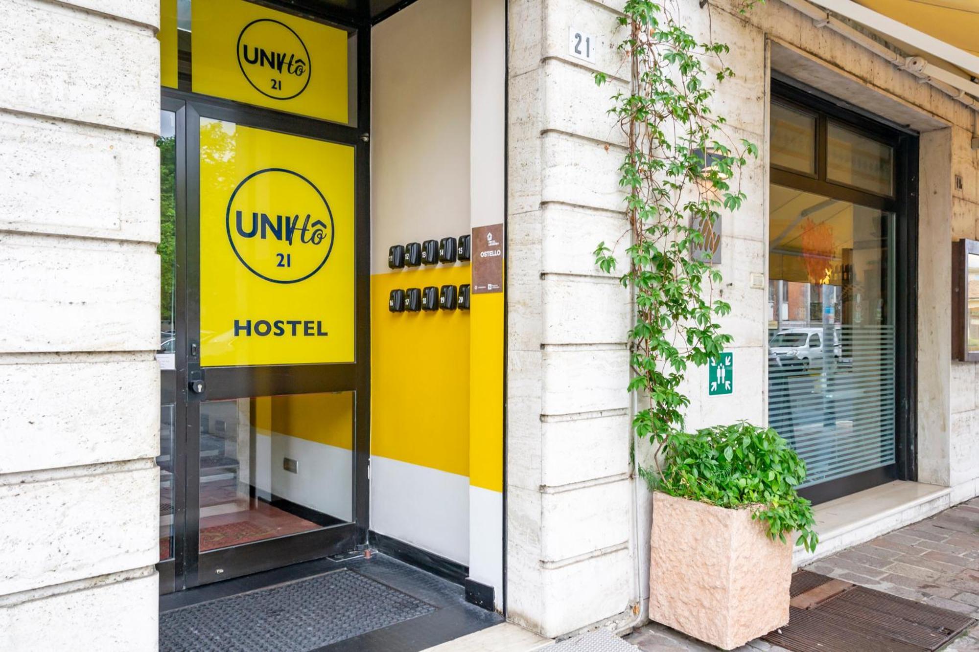 Uniho Hostel Pavia Exterior photo